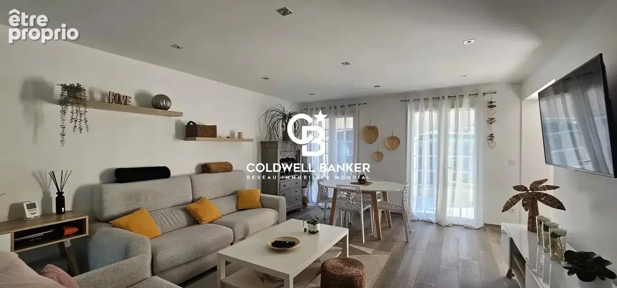 EXCLUSIVITÉ COLDWELL BANKER — Villa avec piscine et véranda à Fréjus - photo 5