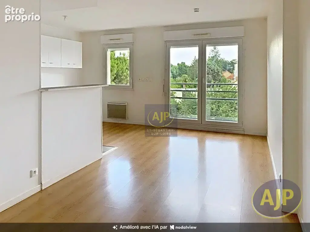 Appartement à SAINT-SEBASTIEN-SUR-LOIRE