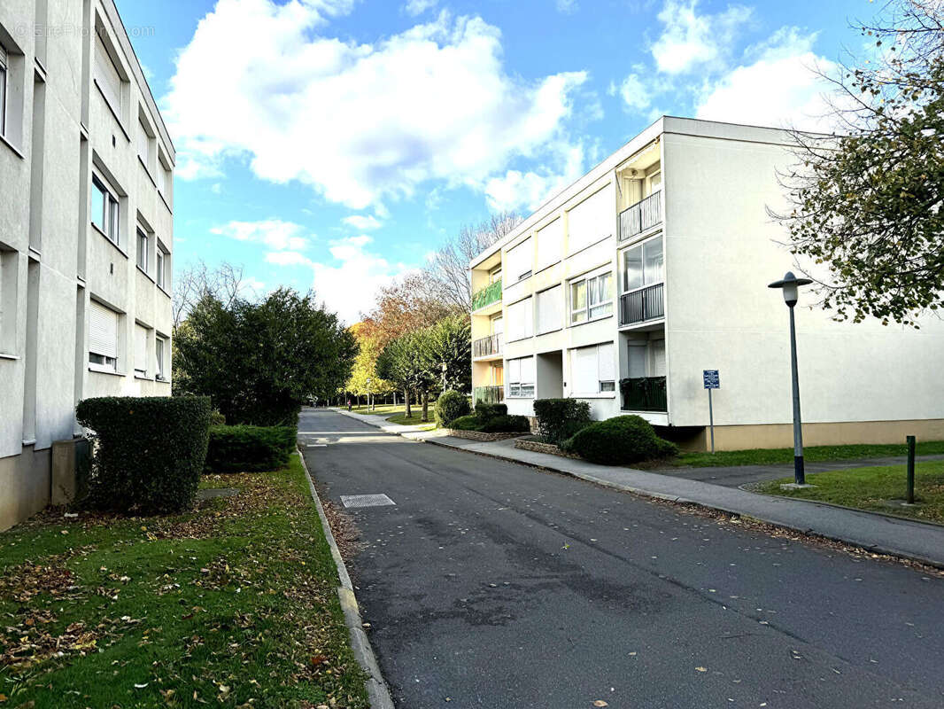 Appartement 65m² à évry-courcouronnes - photo 4