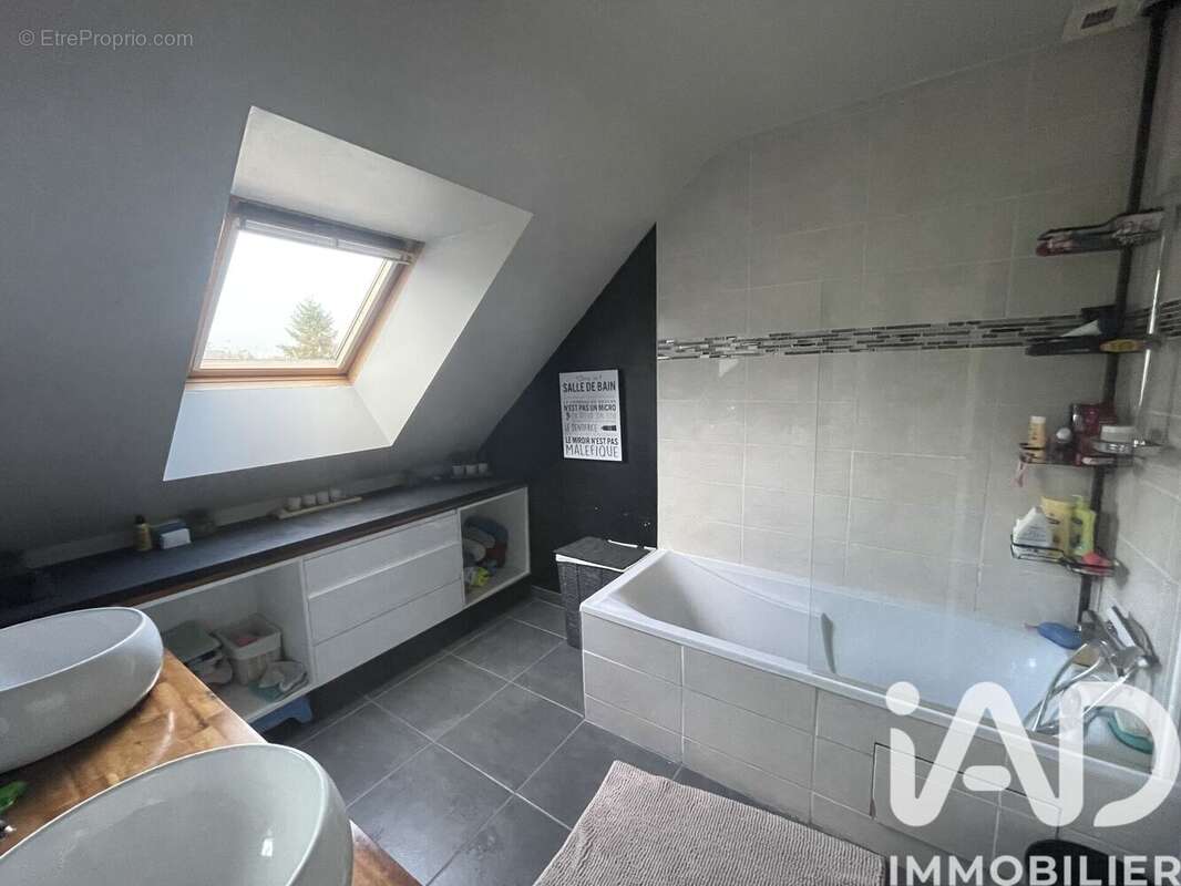 Maison 104 m² à Le Sel-De-Bretagne  - photo 9