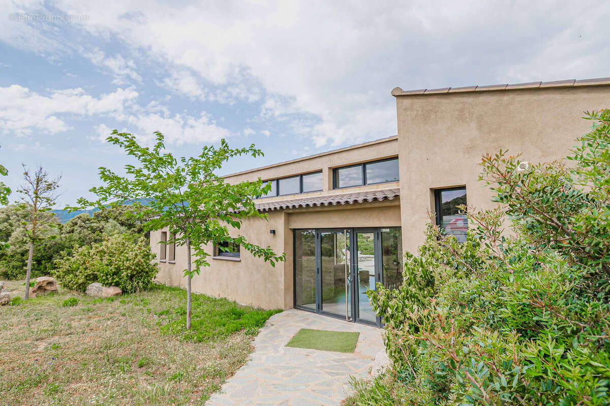 Maison à PIANOTTOLI-CALDARELLO