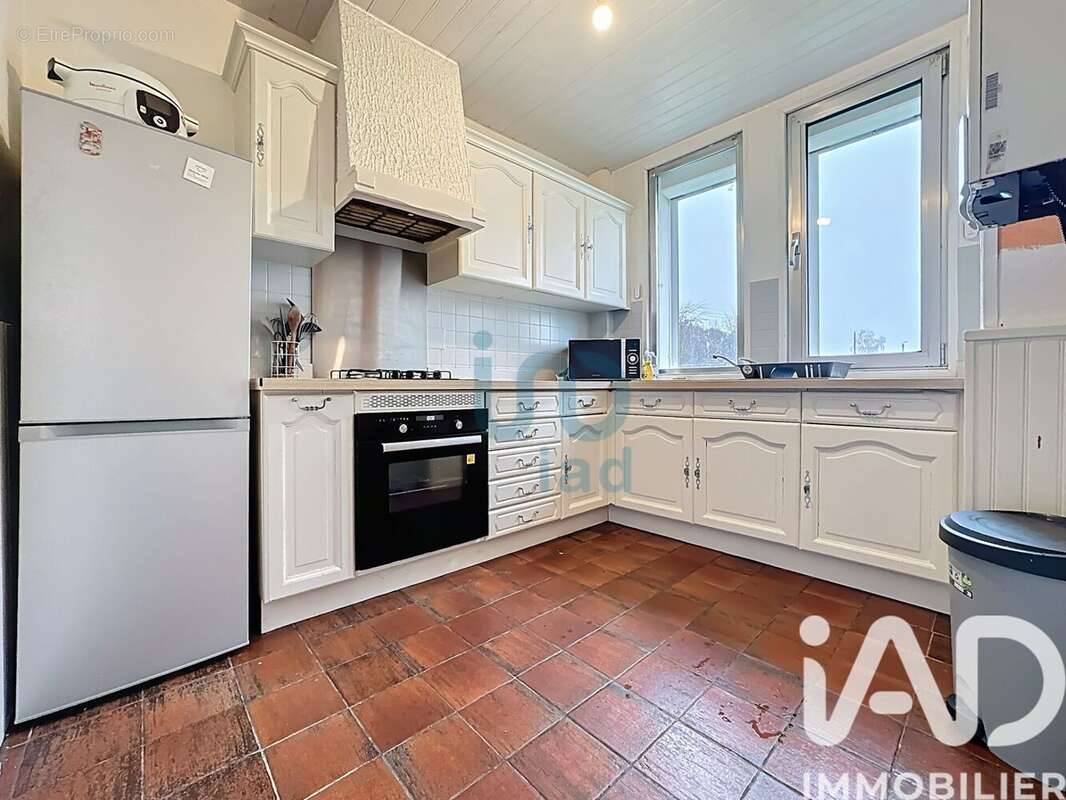 Photo 6 - Appartement à VIVIER-AU-COURT