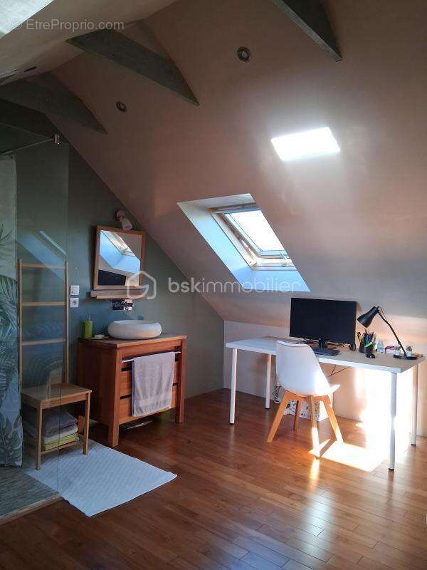 Maison à CORBEIL-ESSONNES