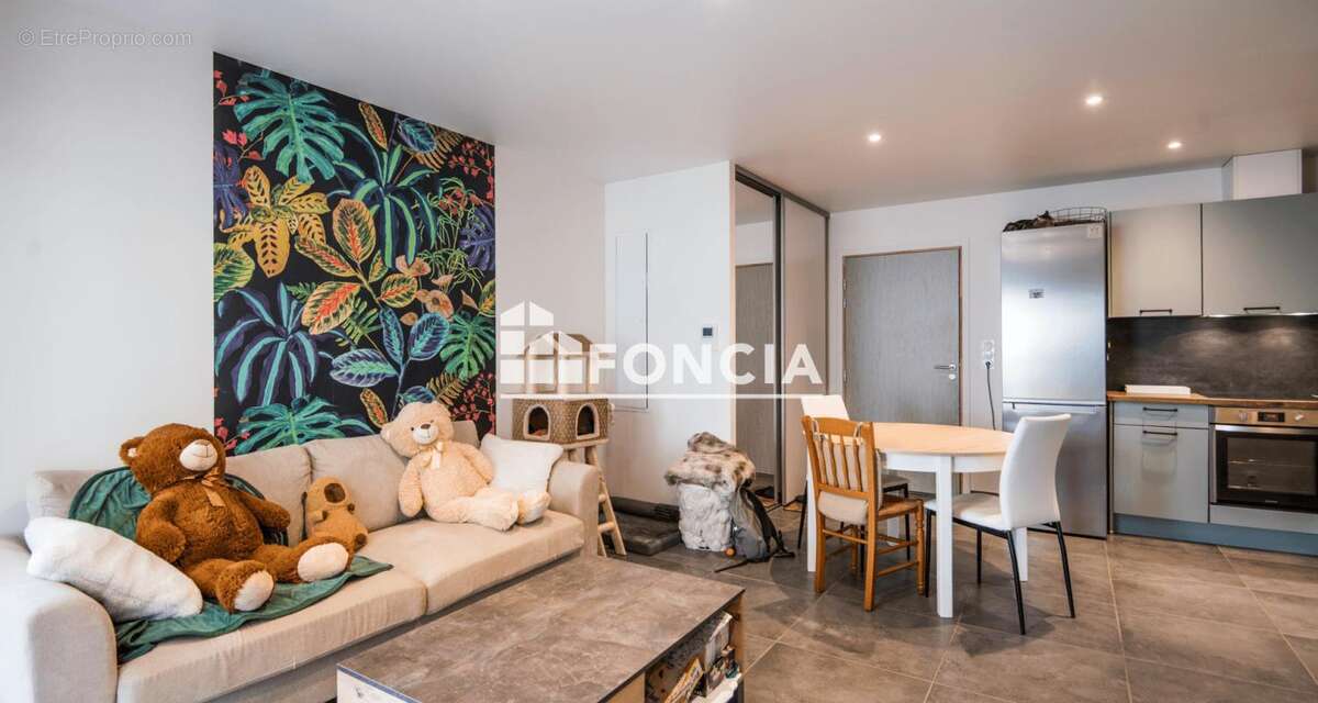 L'investissement idéal par nature - T2 avec cave et parking privé - DPE A ! - photo 4