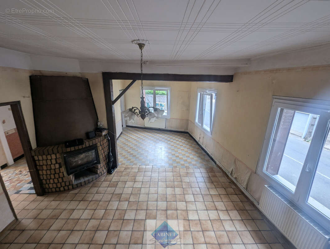 Maison à BETHENCOURT-SUR-MER