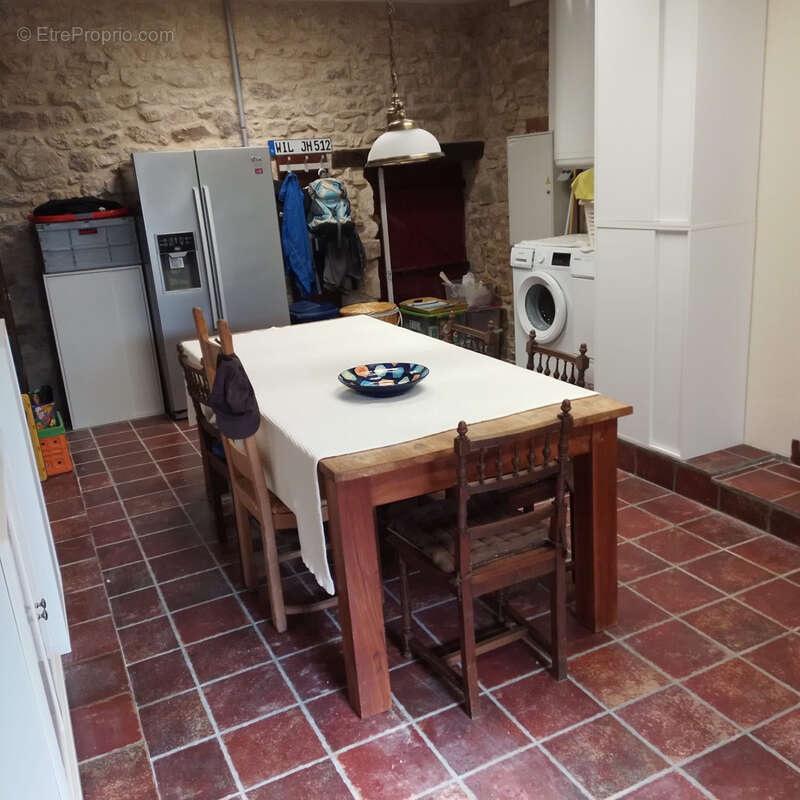 Maison à ECHASSIERES