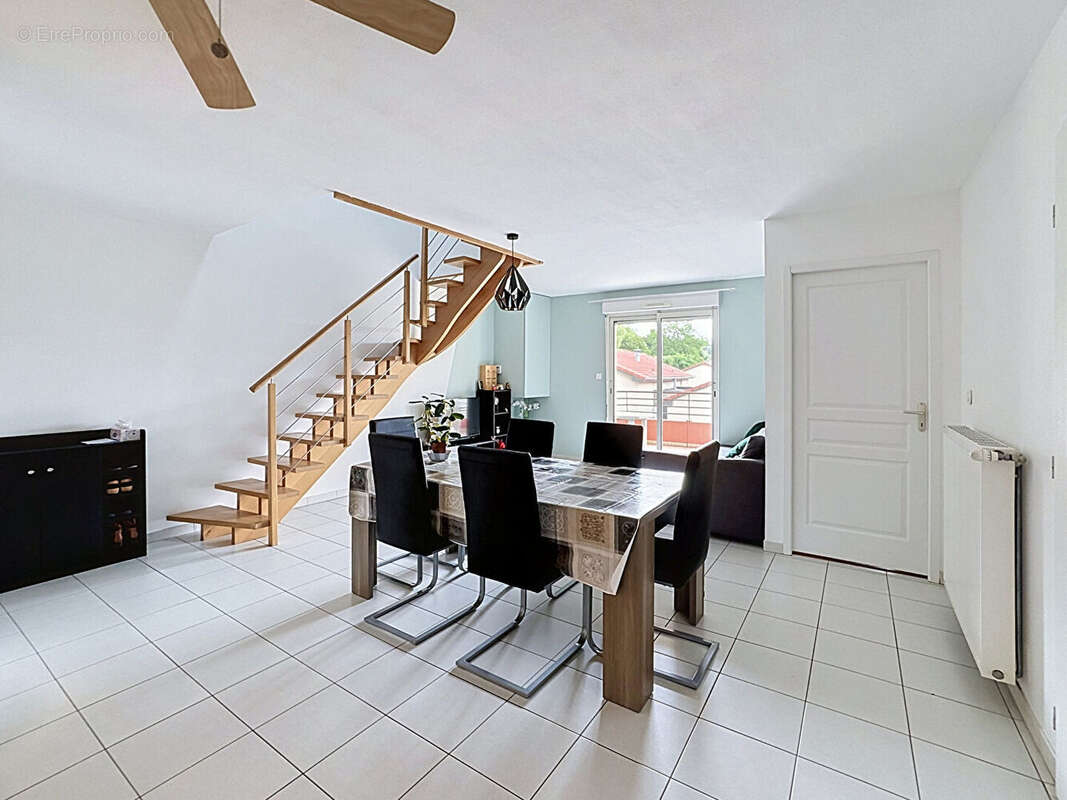 Appartement à BOURGOIN-JALLIEU