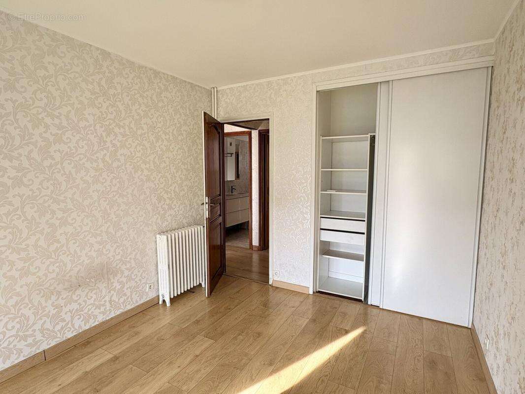 Appartement à RUEIL-MALMAISON