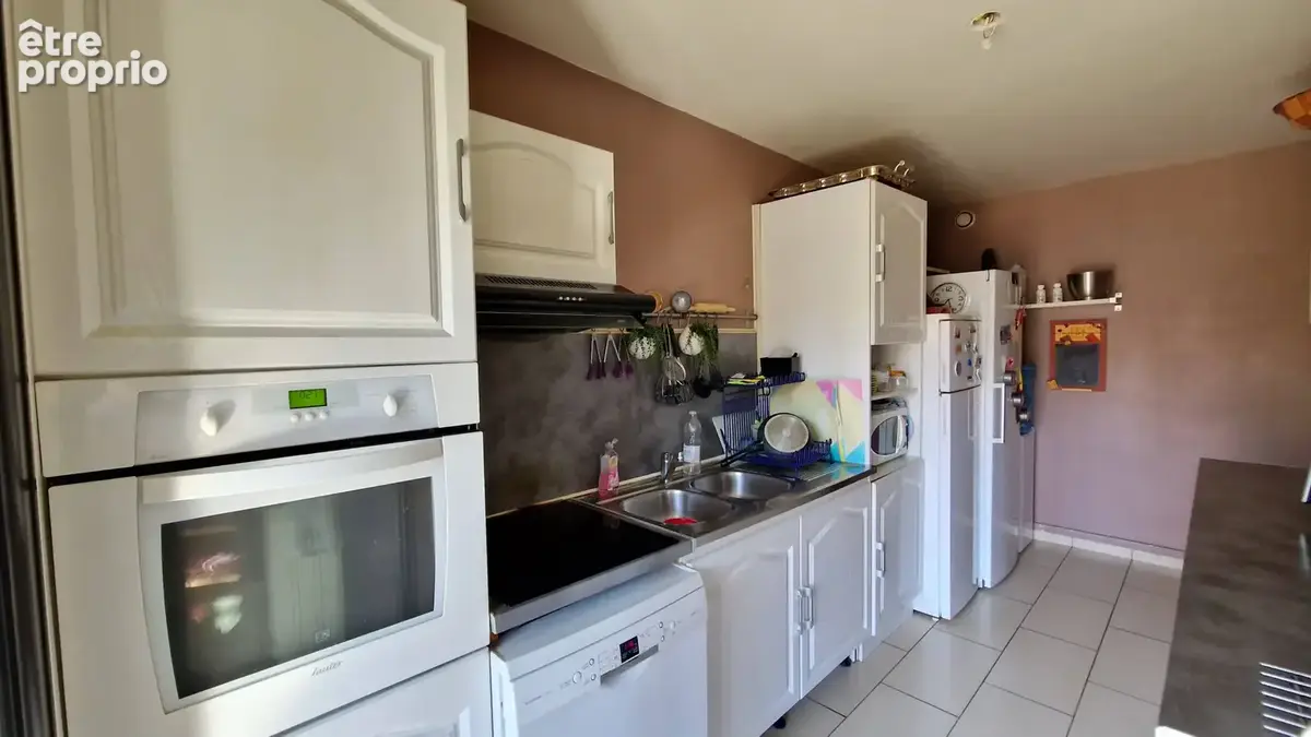 APPARTEMENT F3 avec grand balcon - photo 3