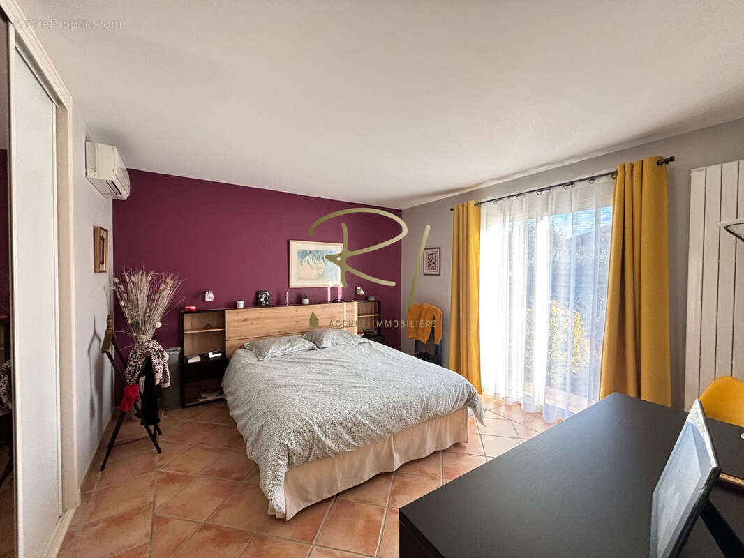 Ruoms belle villa avec piscine - photo 8