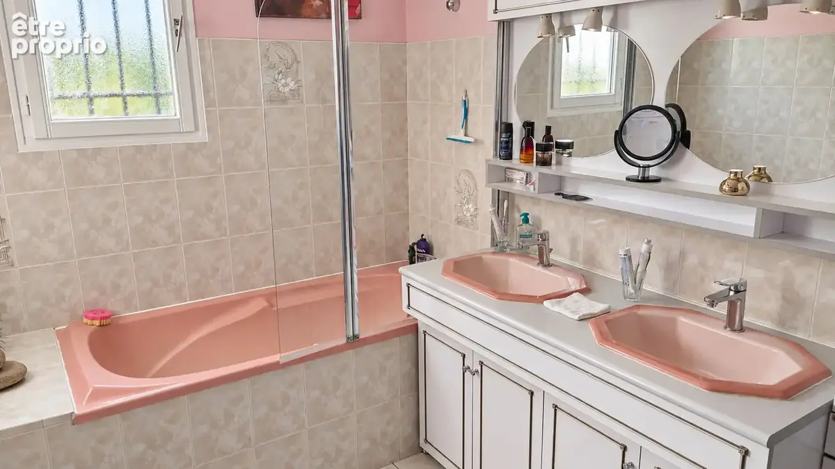Maison  familiale 4 à 5 chambres- 128.80 m2 - La Riche - photo 9