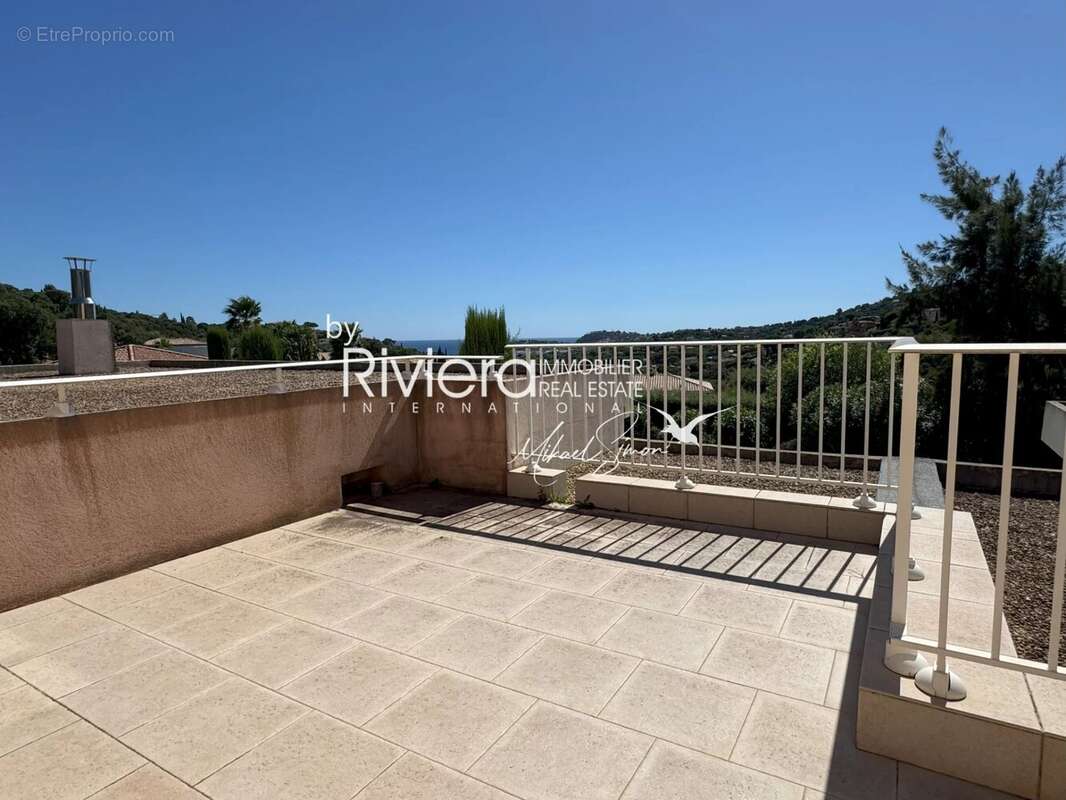 Propriété 300m2 - Piscine - Vue mer - photo 25