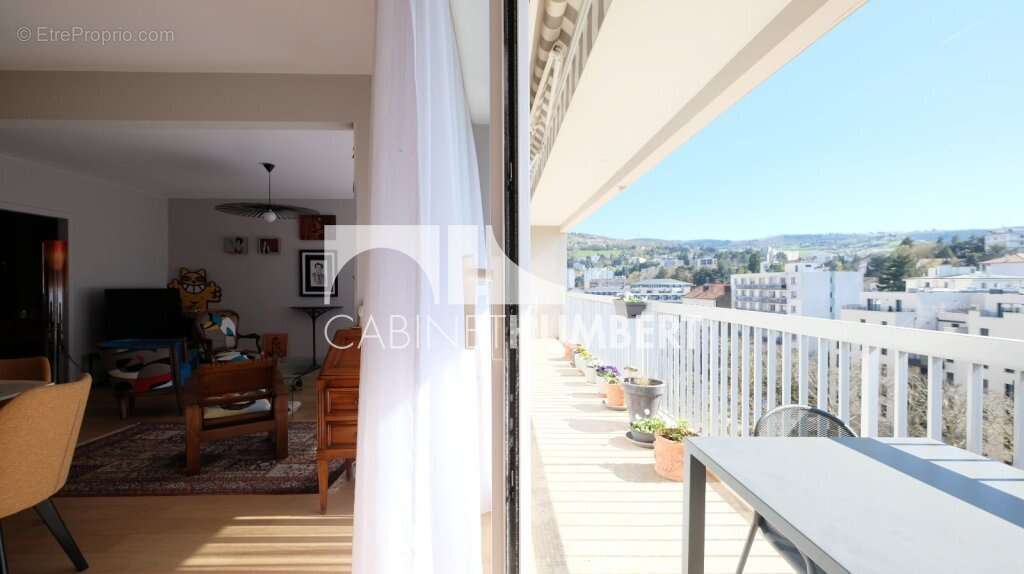 Appartement à SAINT-ETIENNE