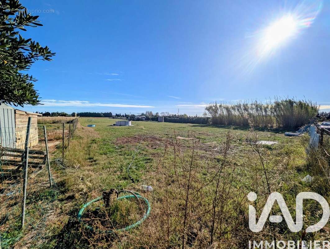 Photo 3 - Terrain à SAINT-HIPPOLYTE