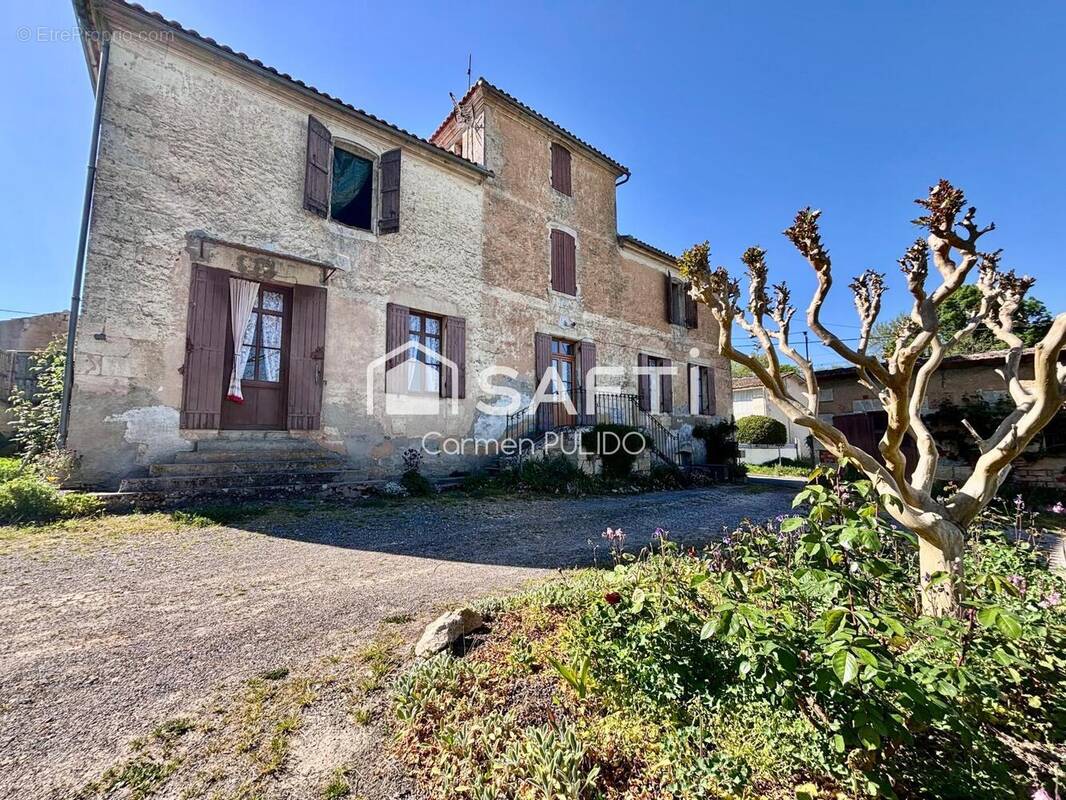 Photo 1 - Maison à CARS