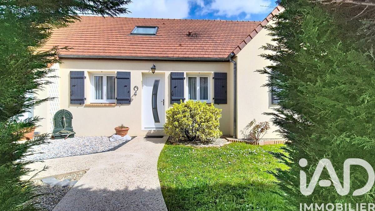 Photo 1 - Maison à LARDY