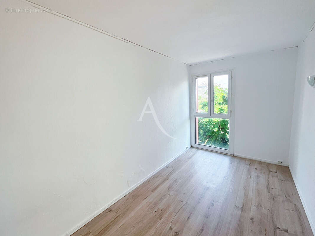 Appartement Les Mureaux 3 pièce(s) 67 m² - 2 chambres - photo 10