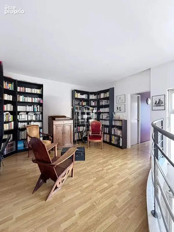 Lumineuse maison familiale 8 pièces de 178 m² avec jardin, belle terrasse et garage - photo 8