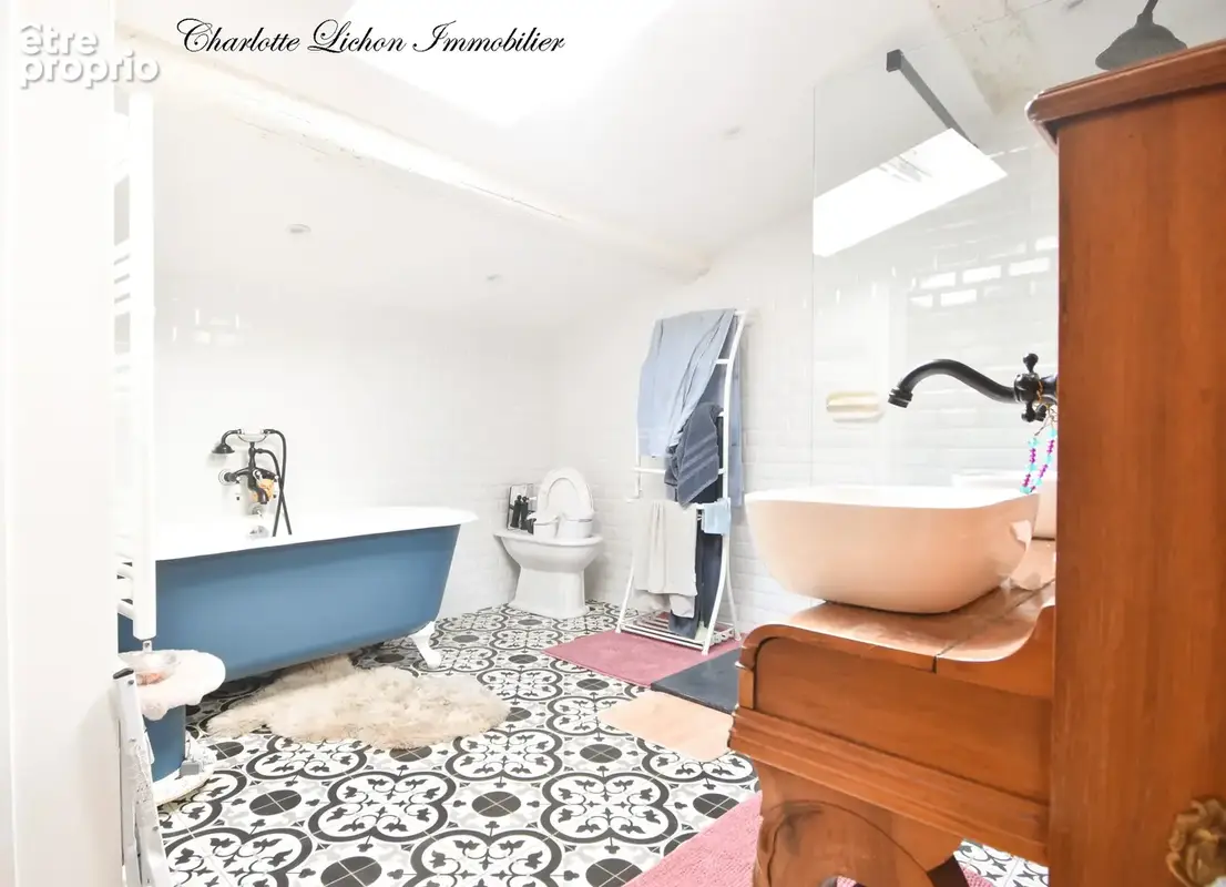 Maison 4 chambres - garage - picine intérieure - jacuzzi - sauna - salle de cinéma - appartement et studio iné - photo 60