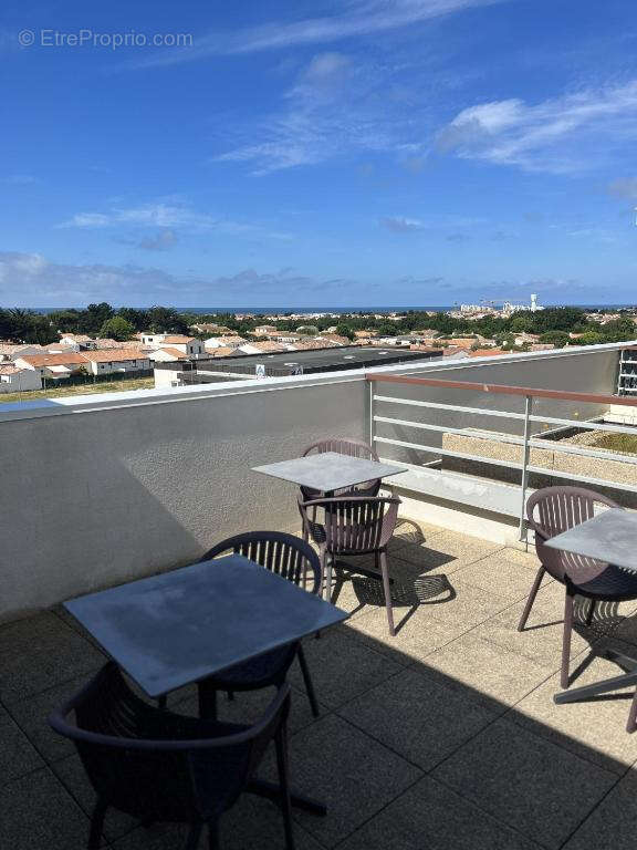 Appartement 45 m² à Saint-Gilles-Croix-De-Vie  - photo 10