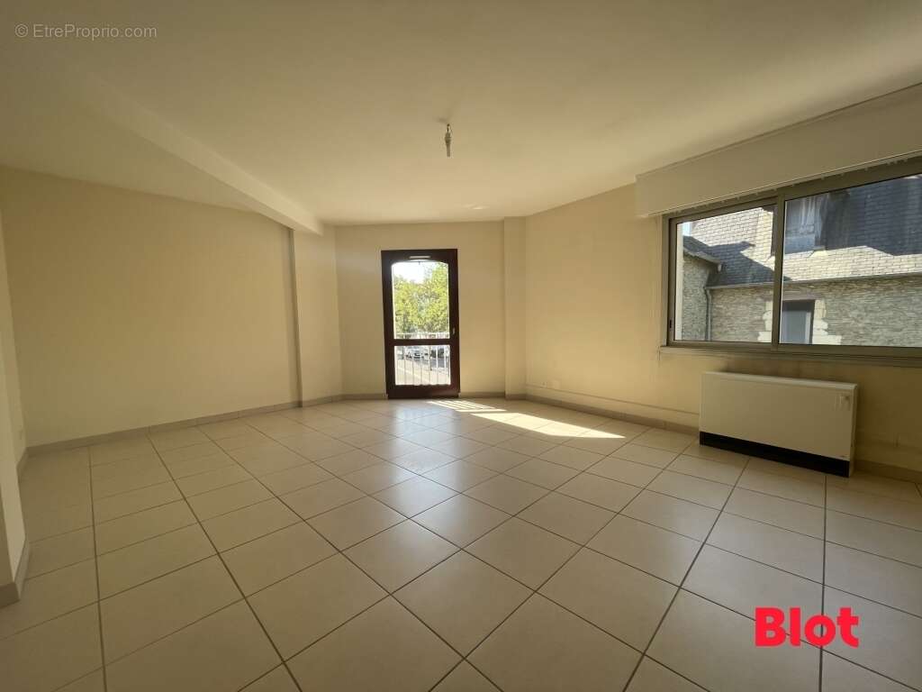 Appartement à VERN-SUR-SEICHE