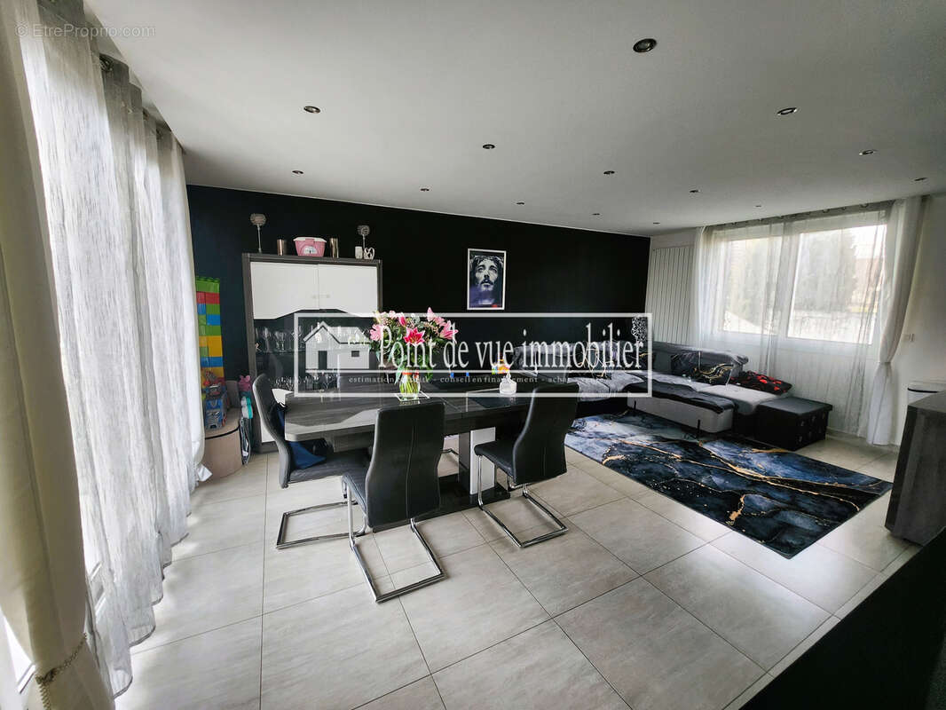 Maison à SAVIGNY-SUR-ORGE