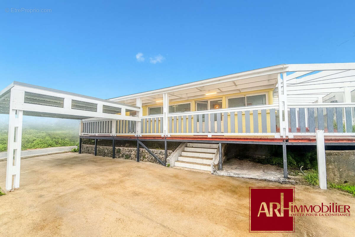 Maison à SAINT-PIERRE