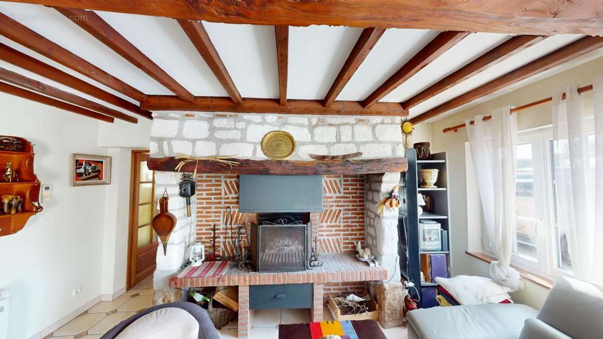 Maison à AUBERVILLE-LA-MANUEL