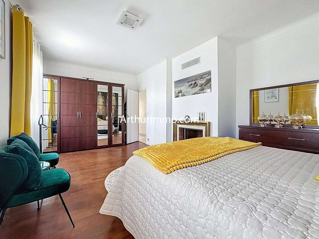 Maison à VILLECRESNES