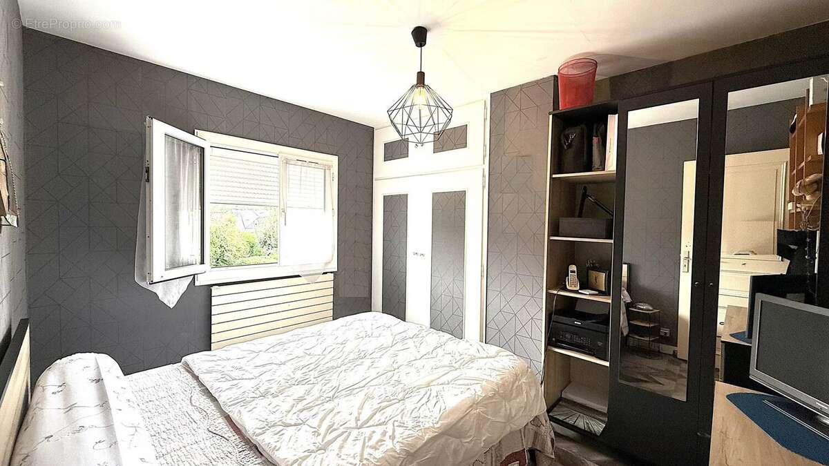 Maison à MONTIGNY-LE-BRETONNEUX