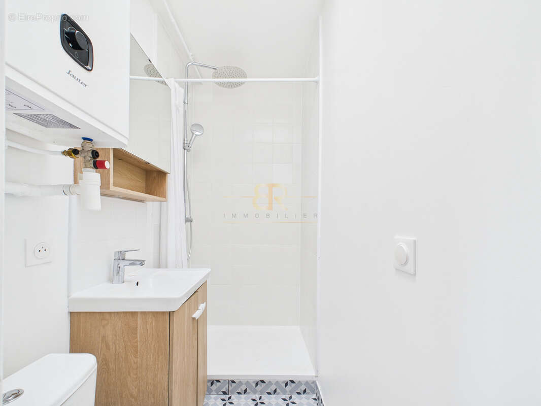 Appartement à PARIS-3E