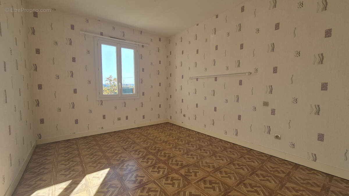 Maison à SAINT-MARTIN-LALANDE