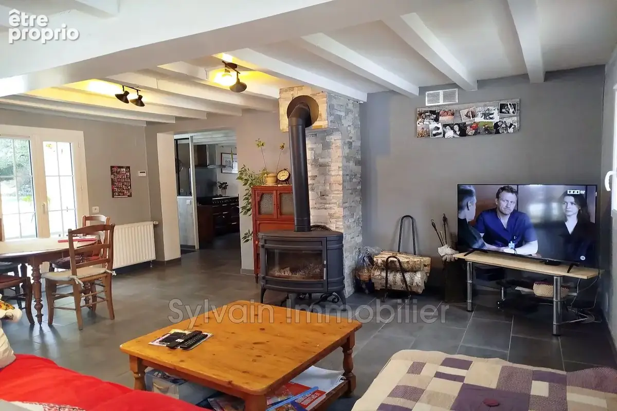Maison 6 pièces 171 m² à vendre à Formerie (60220) - photo 3