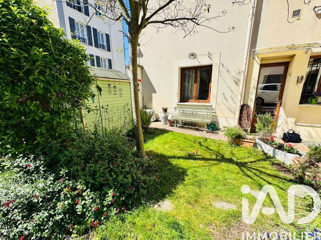 Photo 2 - Appartement à MONTROUGE