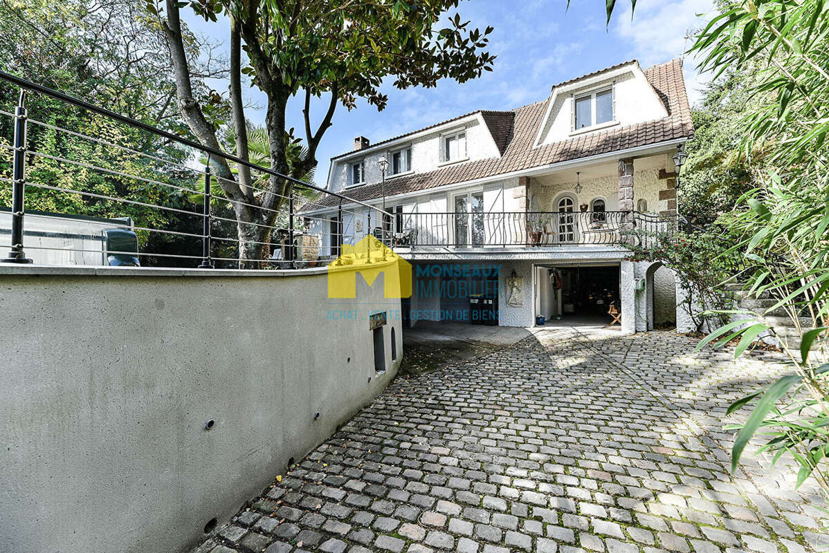 Maison à VILLIERS-SUR-ORGE