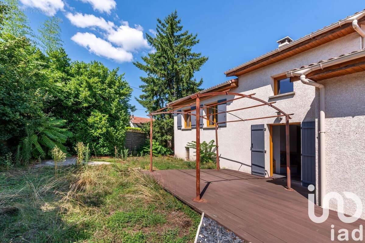 Photo 2 - Maison à MEYZIEU