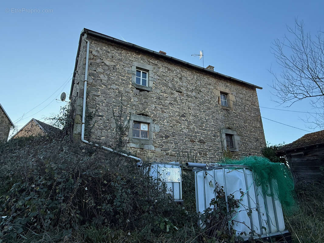 Maison à BUSSIERES