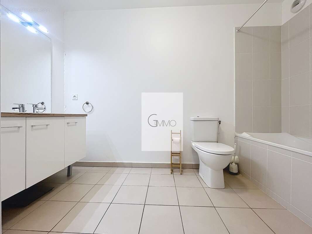 Appartement à NANTERRE