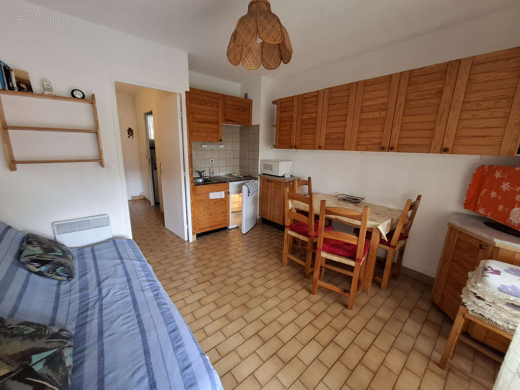 Appartement à SAINT-CYR-SUR-MER