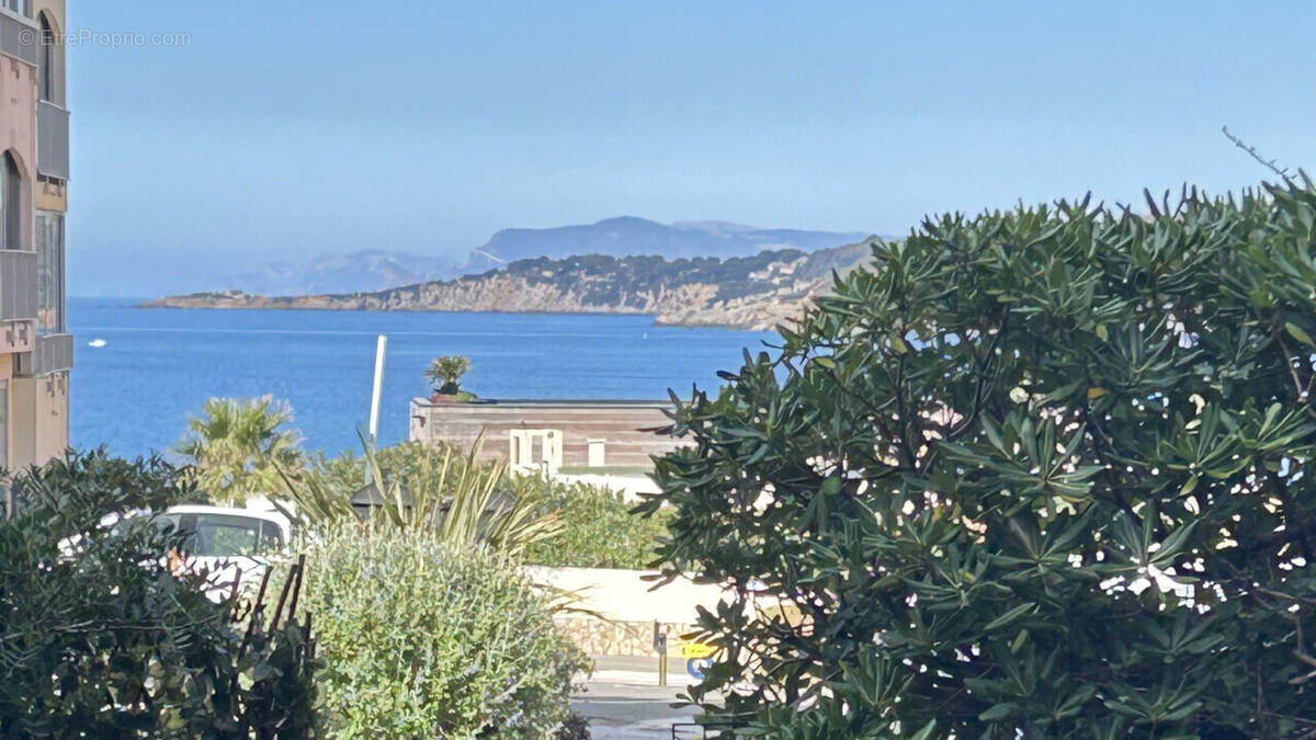 Appartement à SIX-FOURS-LES-PLAGES