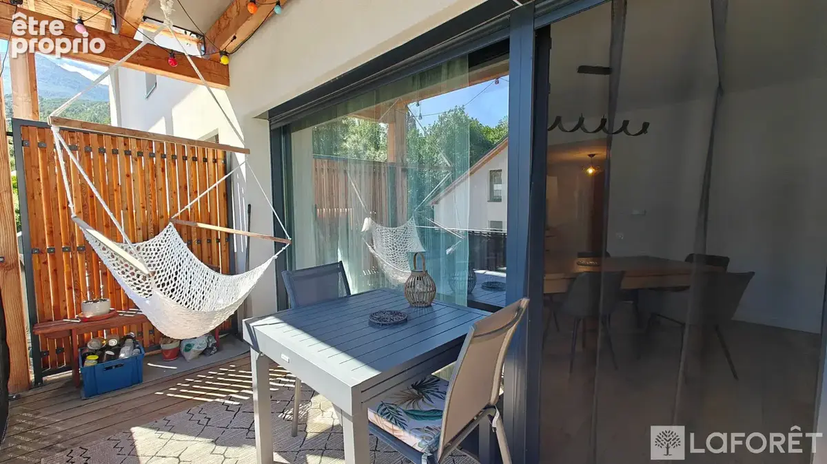 **appartement type 3 + parking privé +  2 garages - embrun - 3 pièces - photo 7
