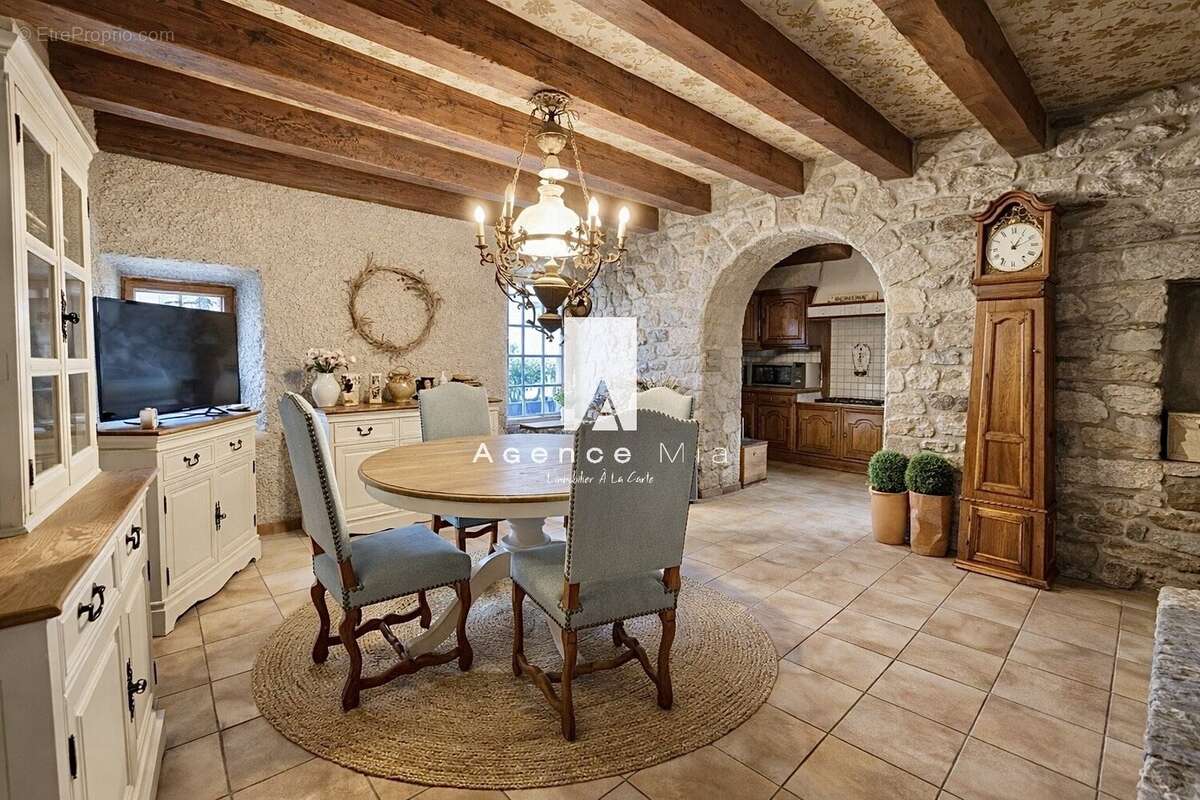 Maison à MARGENCEL
