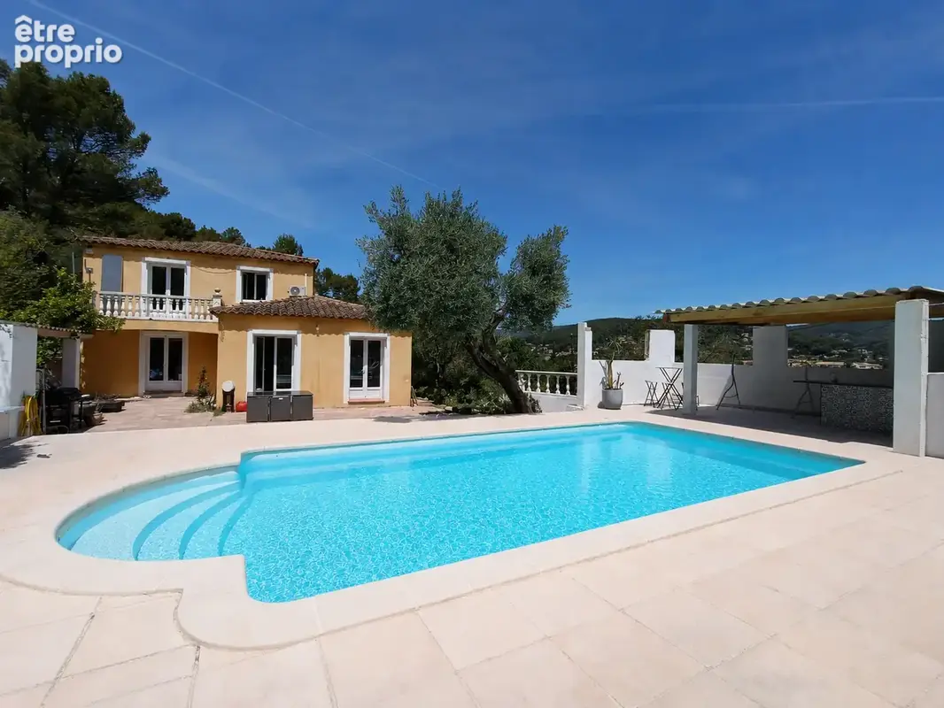 Photo Maison à Sollies-Ville au prix de 545 000€