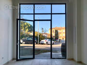 Commerce à BONNIEUX