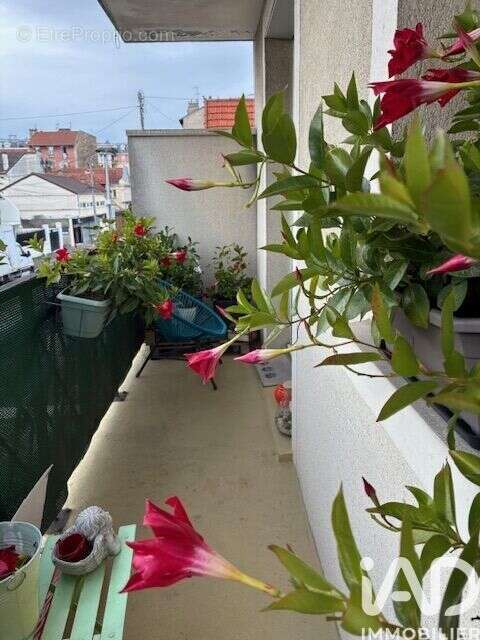 Photo 7 - Appartement à LIVRY-GARGAN