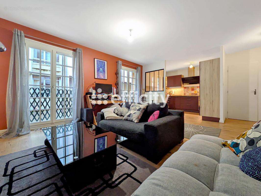 Appartement - photo 2