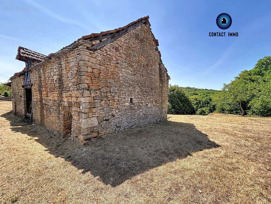 Maison 170 m² à Saint-Cernin-De-Larche  - photo 2