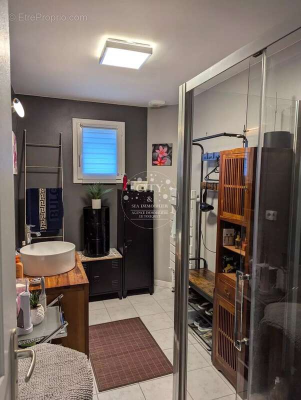 Maison à BLANGY-TRONVILLE