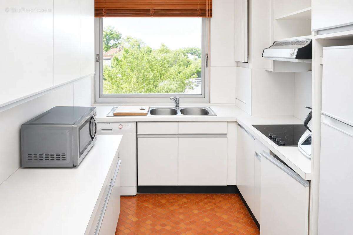 Appartement dans quartier résidentiel, La Celle-Saint-Cloud - photo 6