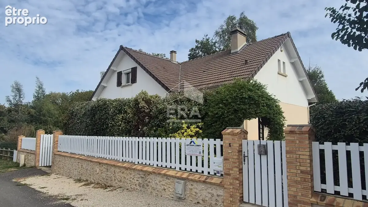 Photo Maison à Grisy-Suisnes au prix de 427 500€